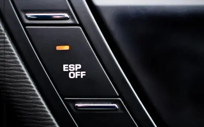 ESP چیست | سیستم کنترل پایداری خودرو چگونه عمل میکند
