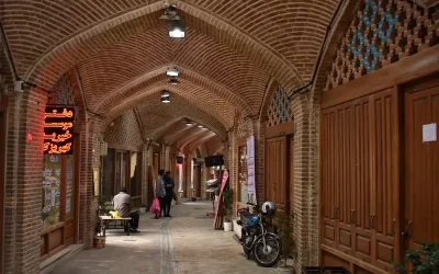 جاذبه های گردشگری تهران | سفر به قلب تهران از بازار تا کاخ گلستان