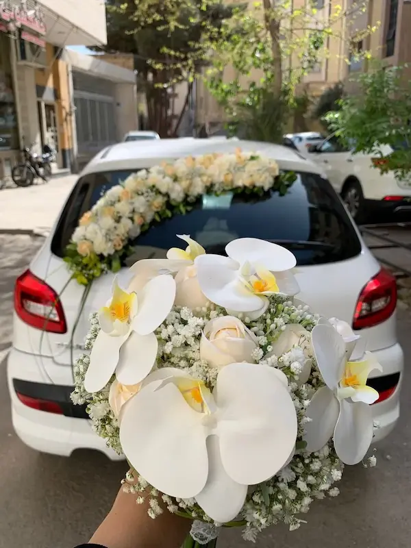 دسته گل رز و ارکیده دسته گل رز و ارکیده