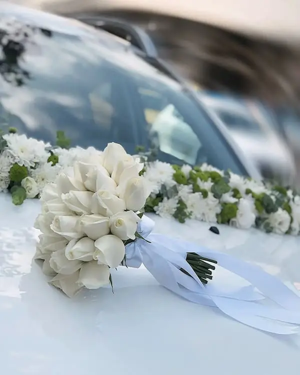 دسته گل رز سفید دسته گل رز سفید